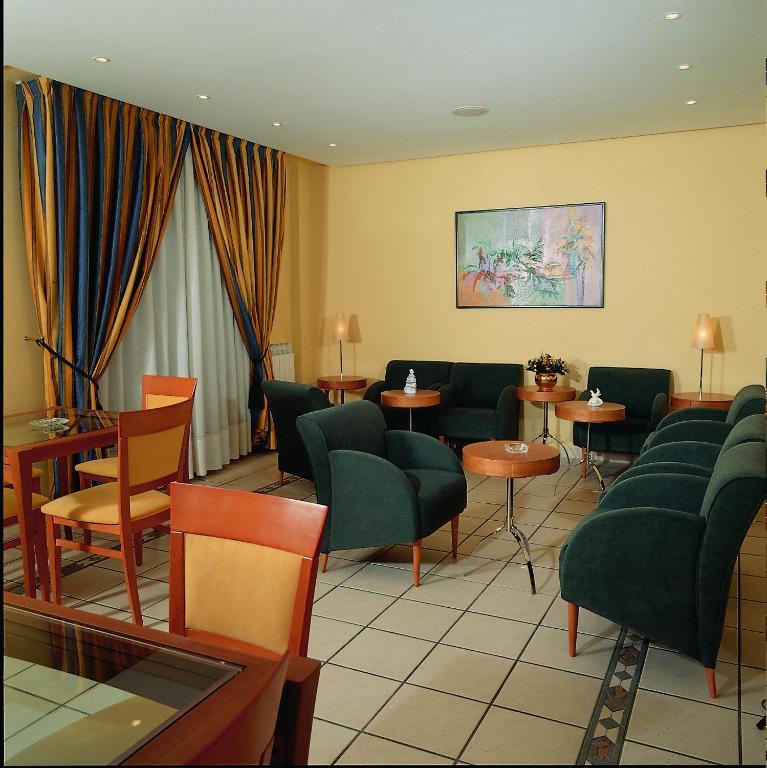 Hotel Isabel Briviesca Buitenkant foto